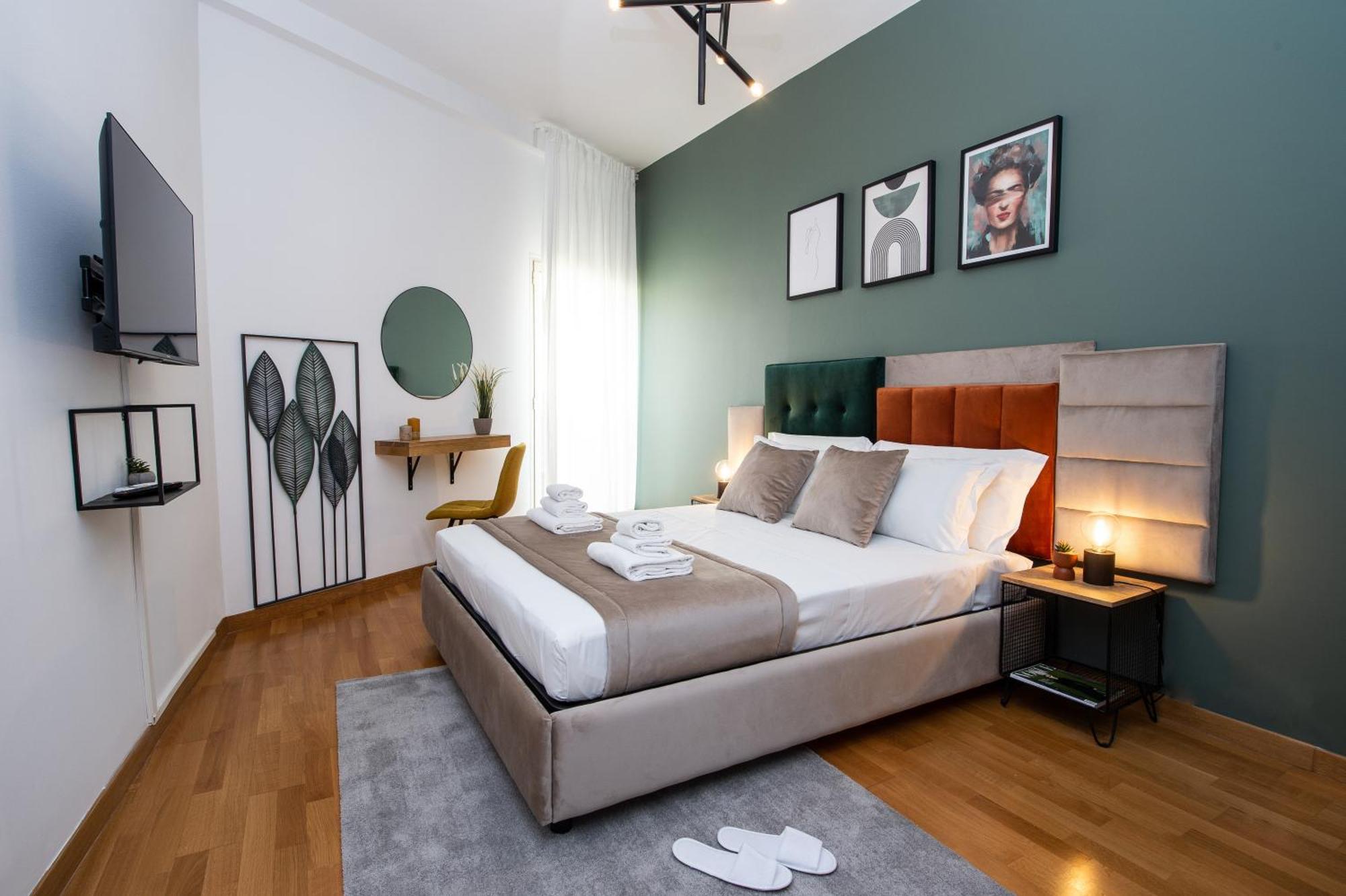 Fashionable Near Piazza Navona Apartment *