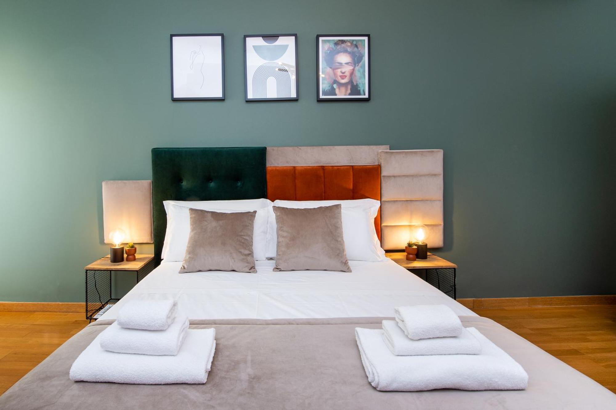 Fashionable Near Piazza Navona Apartment Rome